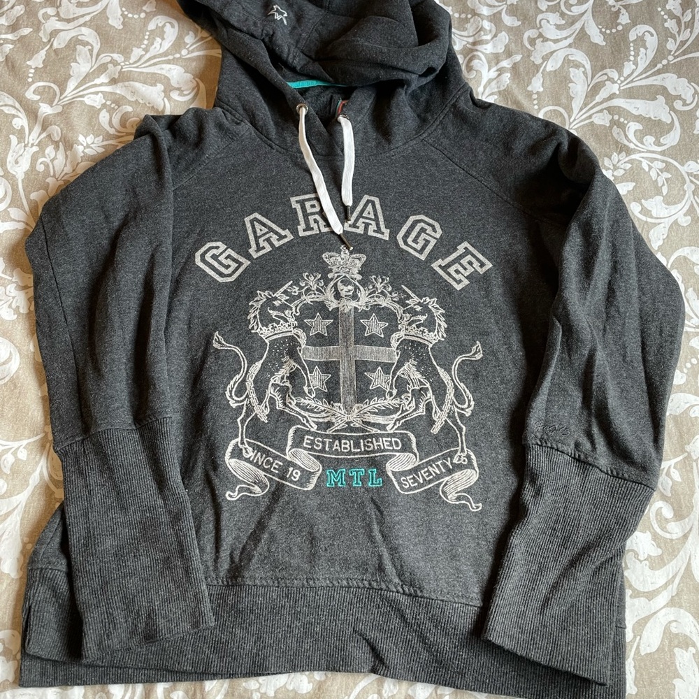 Garage Medium/Heavy Weight Sweater